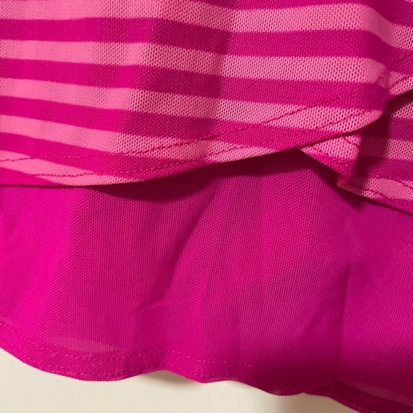 Title Nine Hot Pink Striped Women's Skort Size M - Picture 3 of 9
